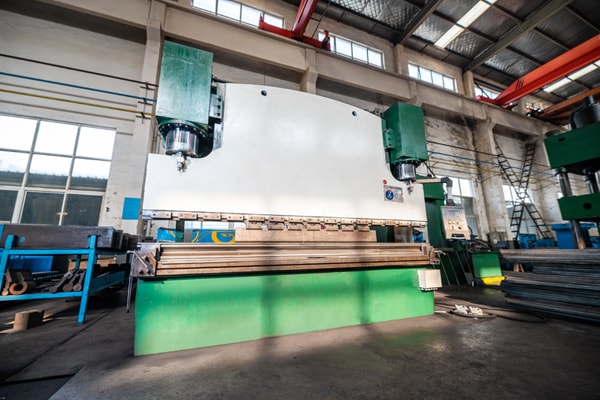 دستگاه خمکاری CNC 500 تنی