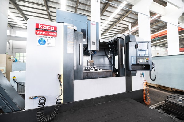 مرکز ماشینکاری CNC عمودی